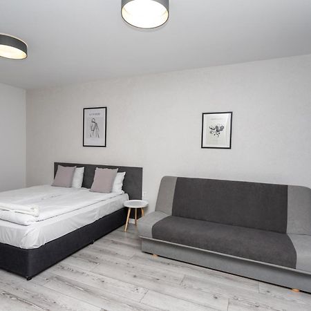 Guest House Desi - Къща За Гости Деси Baltsjik Eksteriør bilde