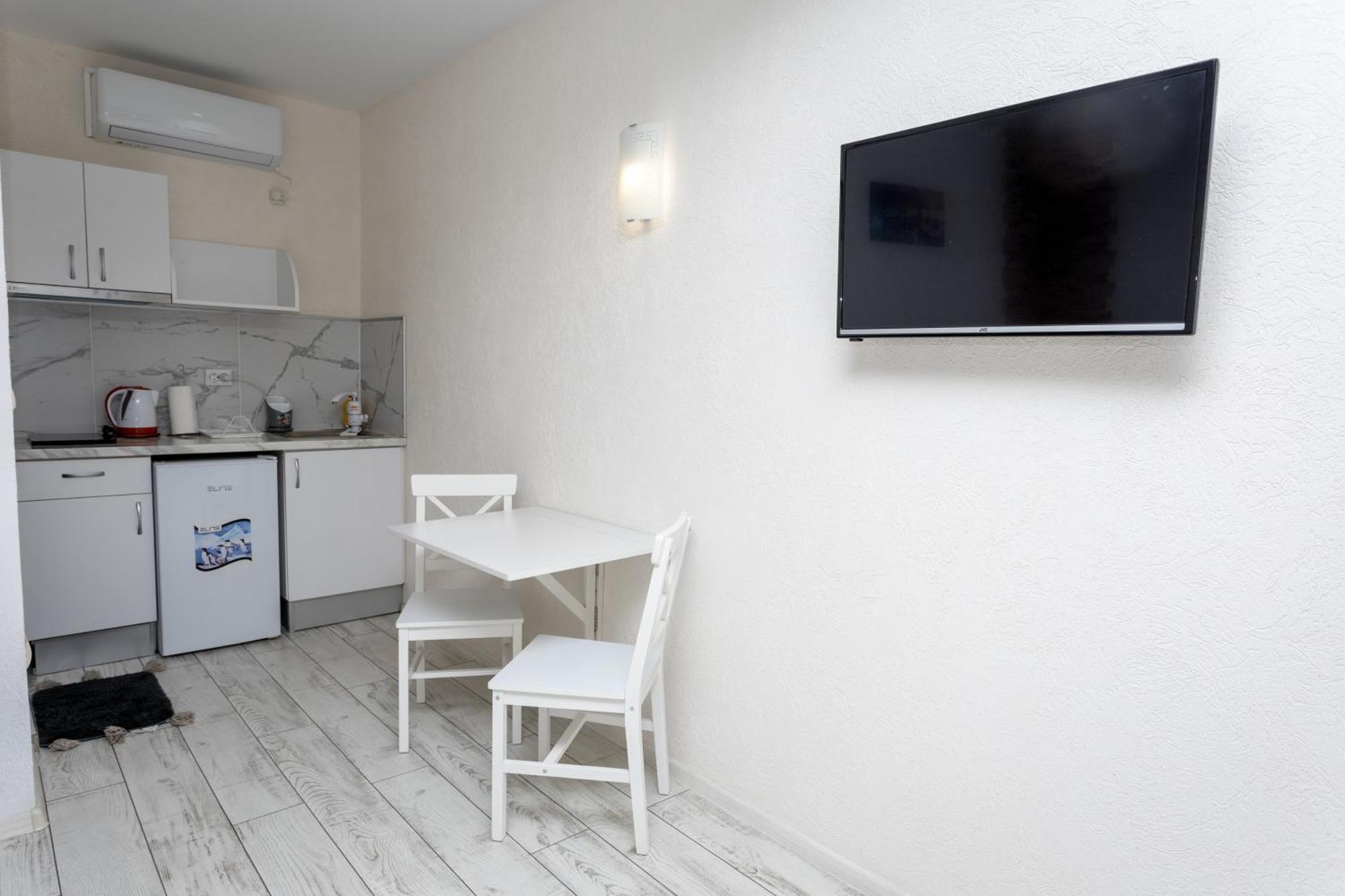 Guest House Desi - Къща За Гости Деси Baltsjik Eksteriør bilde