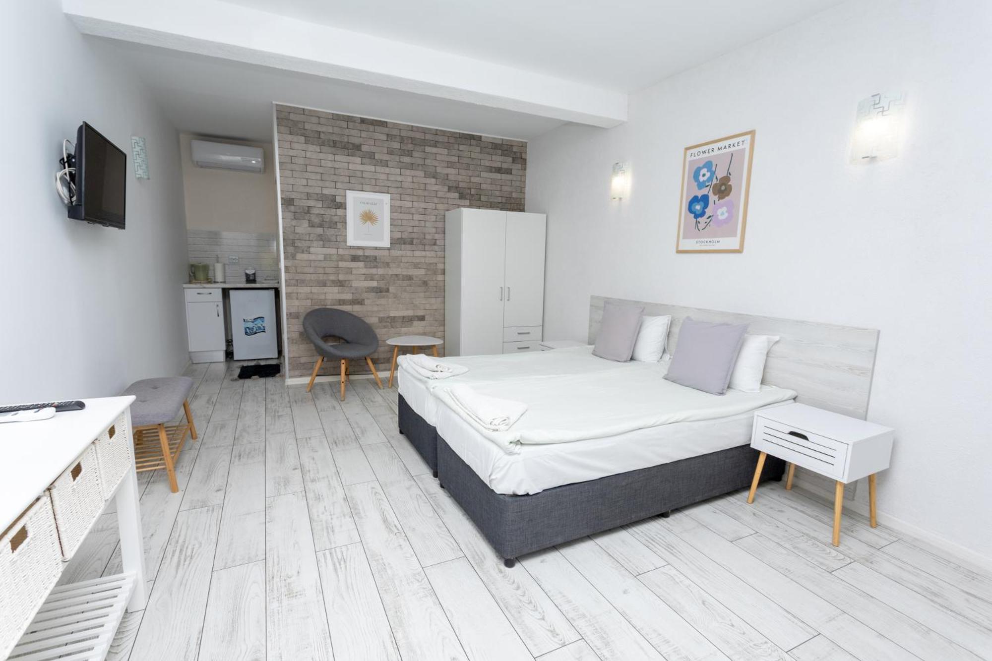 Guest House Desi - Къща За Гости Деси Baltsjik Eksteriør bilde