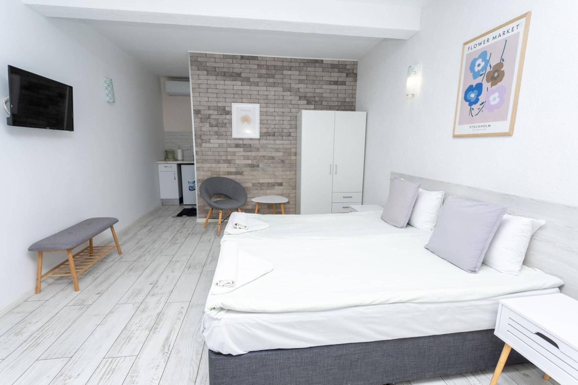 Guest House Desi - Къща За Гости Деси Baltsjik Eksteriør bilde