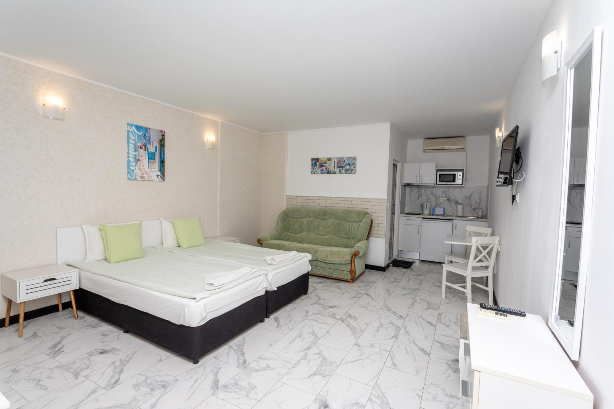 Guest House Desi - Къща За Гости Деси Baltsjik Eksteriør bilde